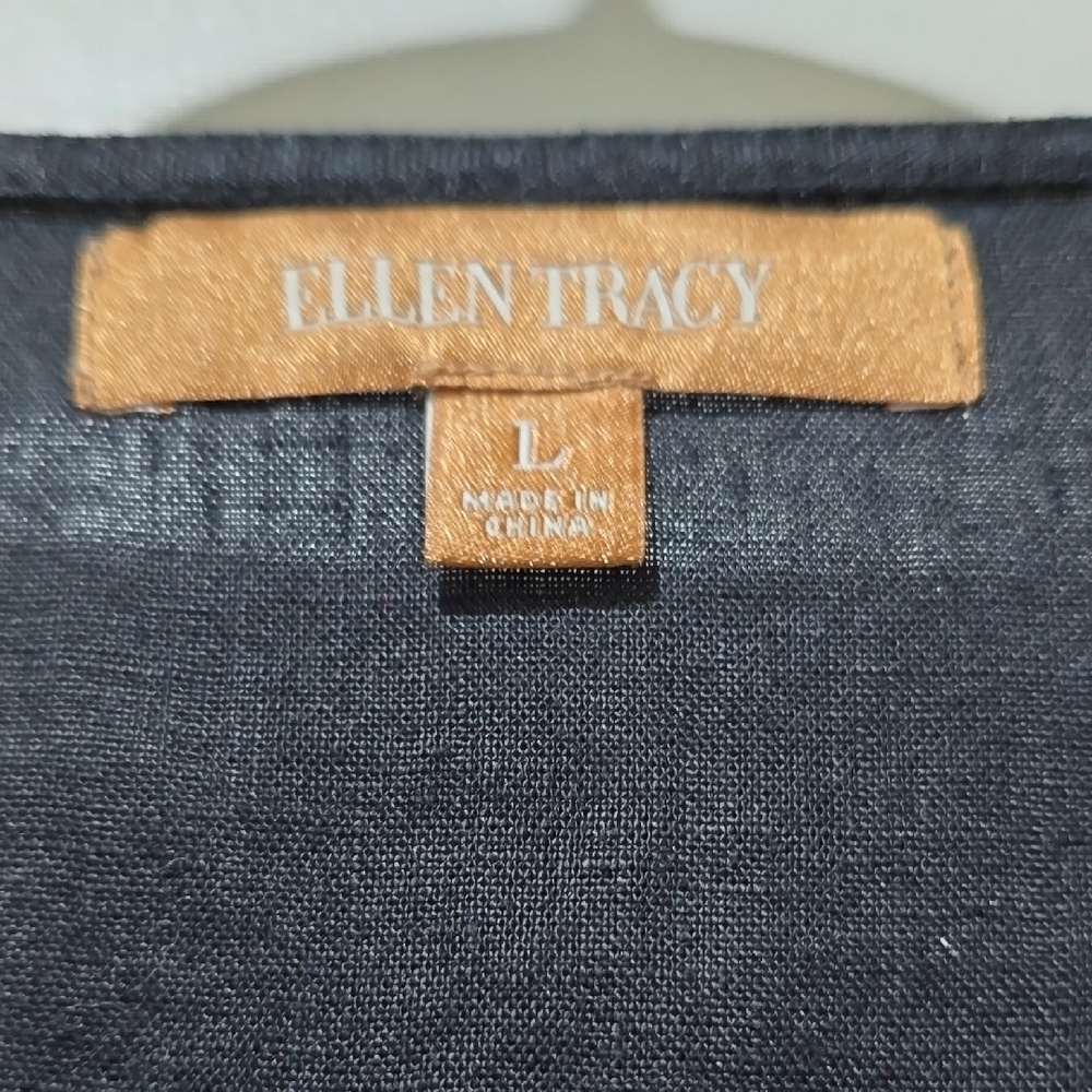 Ellen Tracy Black 3/4 Sleeve Buttoned Tunic - Picture 2 of 3